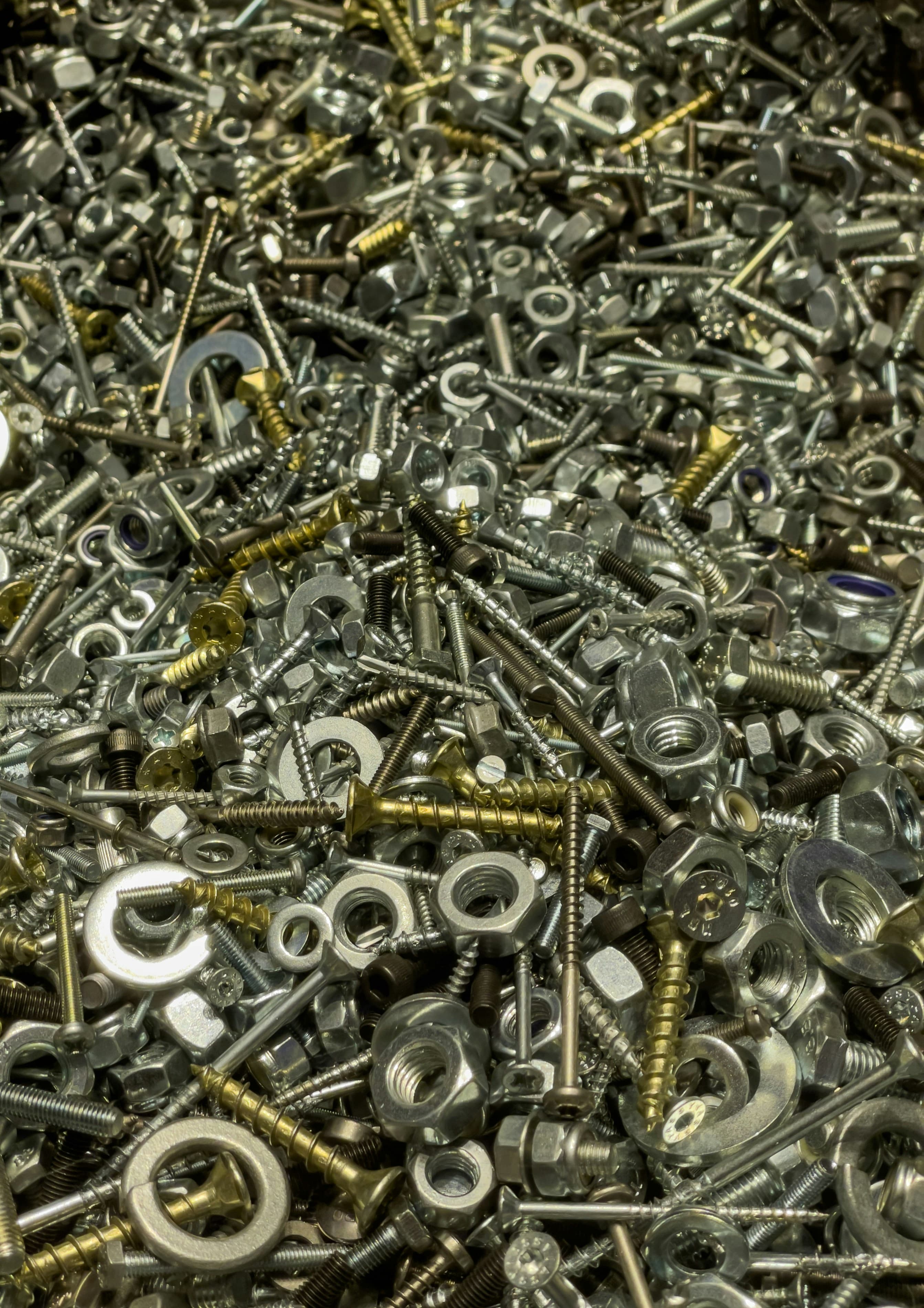 Screws, bolts and fastener hardware
